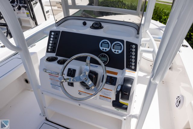 New 2024 Robalo for sale